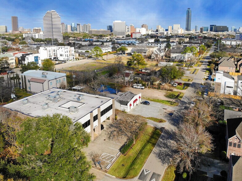 More Photos Of 5906 Dolores St, Houston Office For Lease