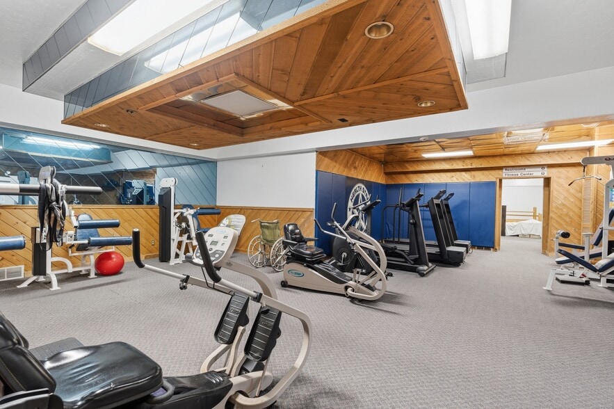 More Photos Of 507 Pittsburgh St, Springdale Rehabilitation Center For Sale