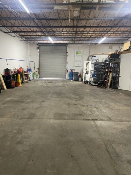 More Photos Of 4201 114th Ter N Pinellas Park, Clearwater Manufacturing For Sale