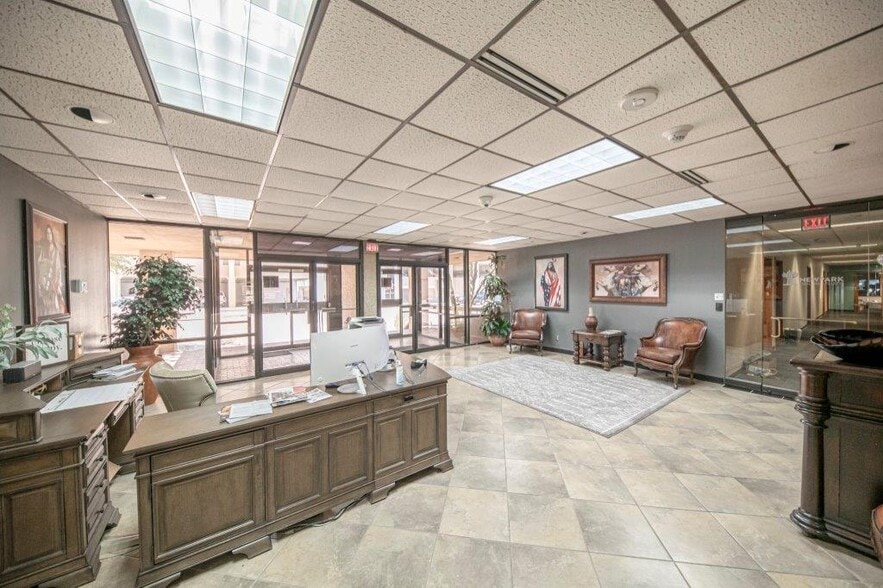 More Photos Of 125 W Missouri Ave, Midland Office For Lease