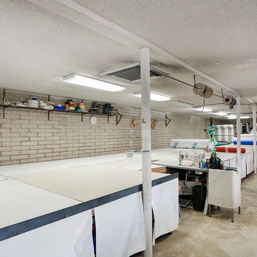 More Photos Of 5541 N 59th Ave, Glendale Service For Lease