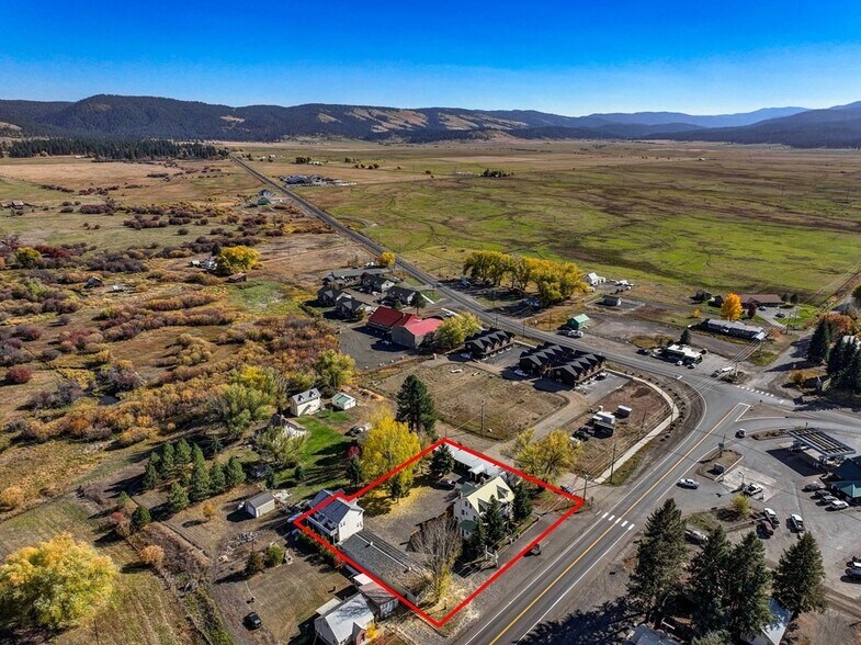 More Photos Of 211 N Norris Ave, New Meadows Hotel For Sale