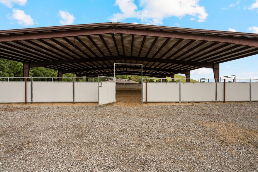 More Photos Of 804 Comstock Rd, Hollister Land For Sale