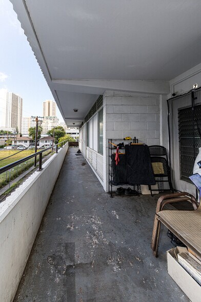 More Photos Of 250 Kapili St, Honolulu Apartments For Sale