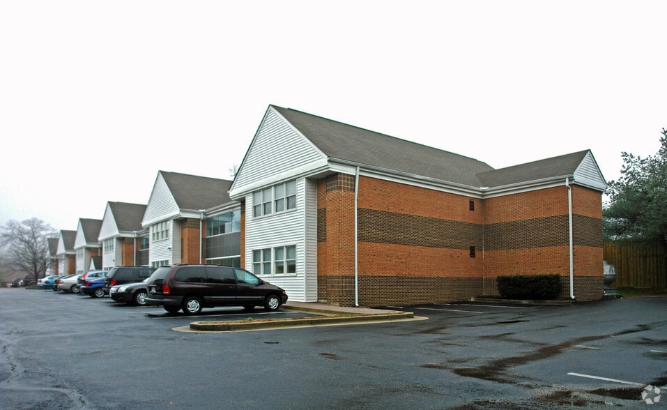 More Photos Of 645 Baltimore Annapolis Blvd, Severna Park Office For Sale