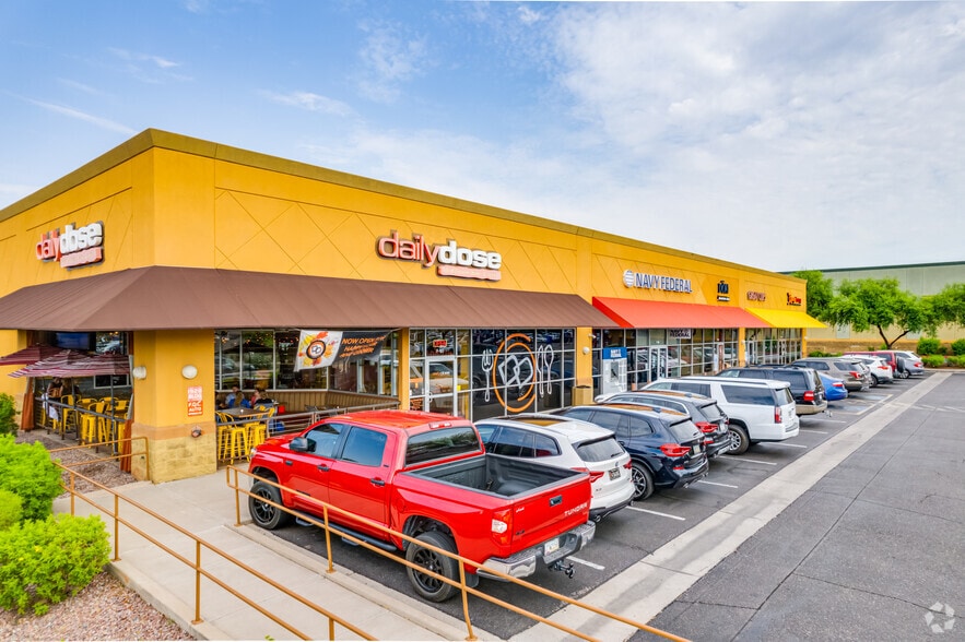 Primary Photo Of 1928 E Highland Ave, Phoenix General Retail For Lease