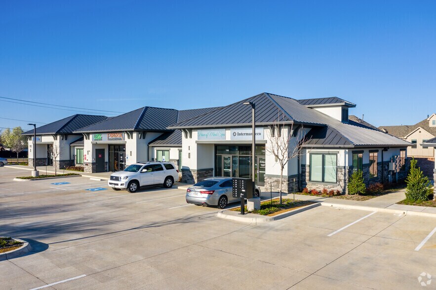 Primary Photo Of 1312 W Exchange Pky, Allen Medical For Lease