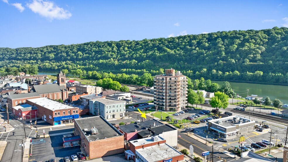 More Photos Of 314-316 W Main St, Monongahela Storefront Retail Office For Sale