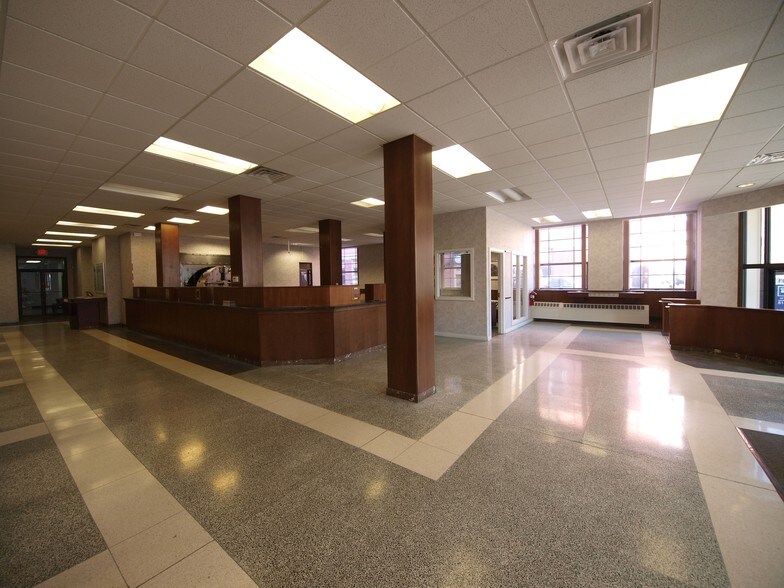 More Photos Of 2 E Long Ave, Dubois Coworking Space