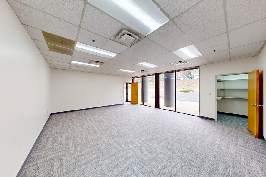 More Photos Of 4787 Stalwart Dr, Fairburn Warehouse For Sale