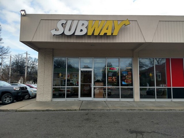 More Photos Of 1627 Poplar Ave, Memphis Unknown For Lease