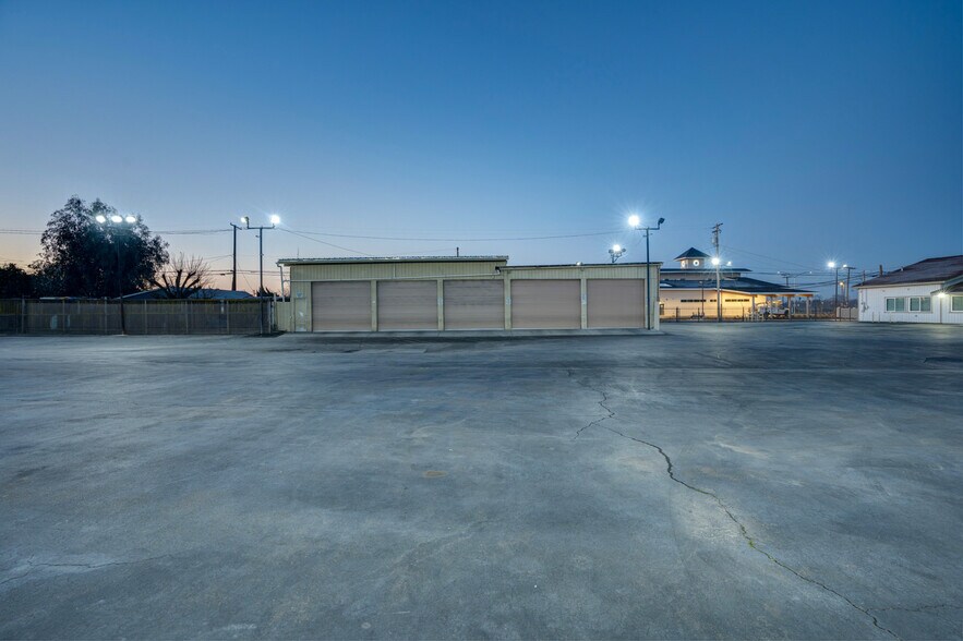 More Photos Of 854 Crows Landing Rd, Modesto Auto Dealership For Sale