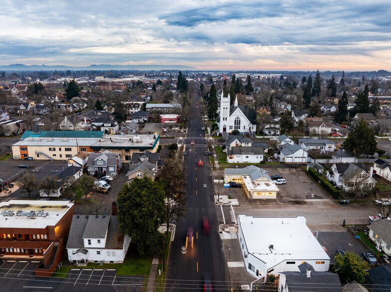 More Photos Of 330-340 Washington St SW, Albany Office For Sale