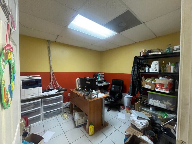 More Photos Of 1918 N 2nd St, Booneville Warehouse For Sale