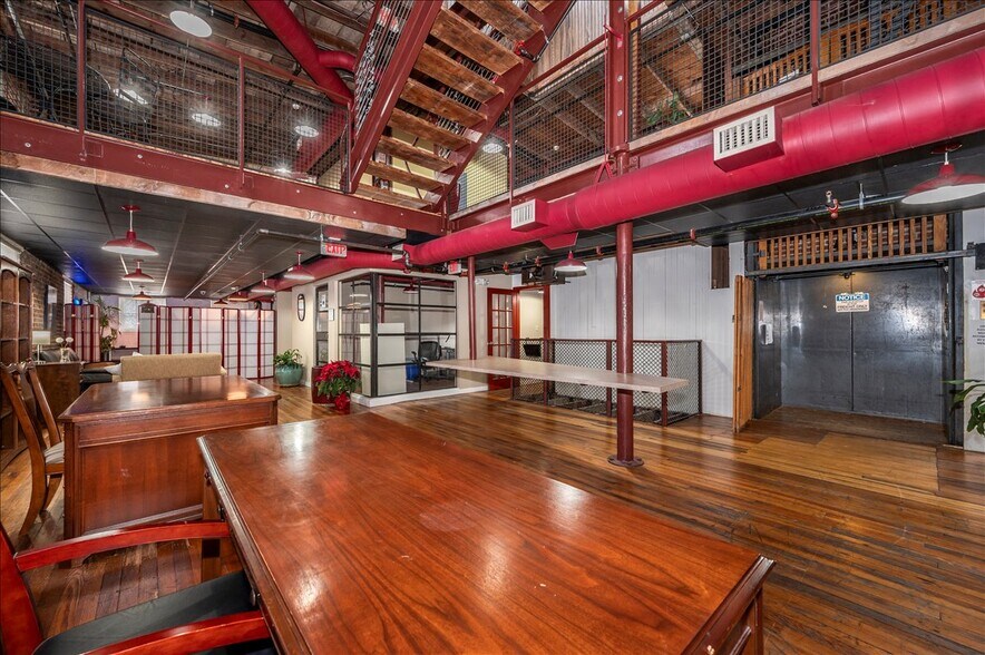 More Photos Of 47 E All Saints St, Frederick Loft Creative Space For Sale