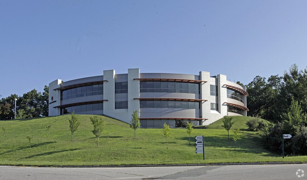 More Photos Of 2000 Century Dr W, Worcester Office For Lease