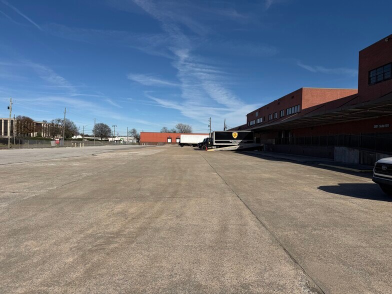 More Photos Of 3501 1st Ave N, Birmingham Warehouse For Lease