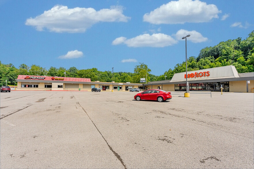 More Photos Of 902 Fairmont Rd, Westover Unknown For Lease