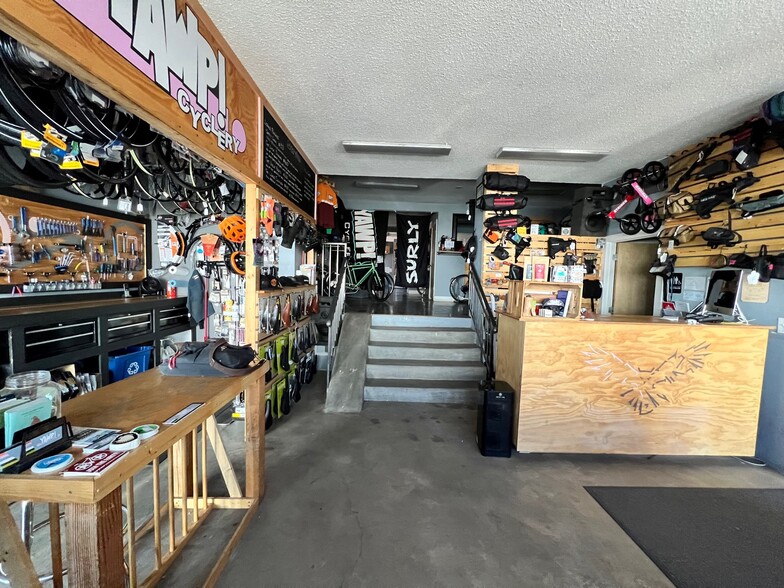 More Photos Of 2521 Sheridan Blvd, Edgewater General Retail For Lease