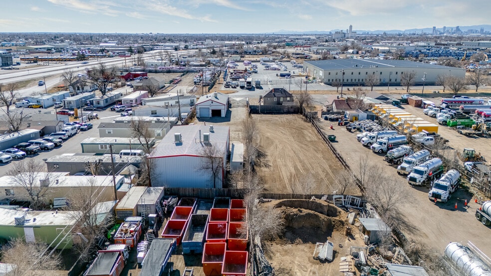 More Photos Of 5215-5253 E 77th Ave, Commerce City Service For Sale