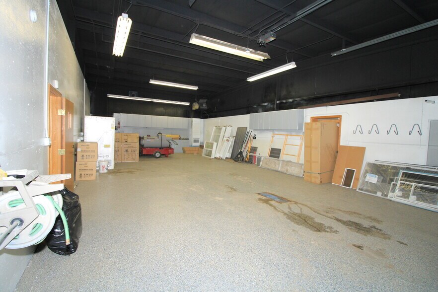 More Photos Of 6008 Highway 2 E, Minot Showroom For Sale