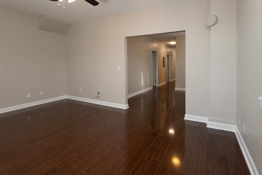More Photos Of 783 Meeting St, Charleston Office For Lease