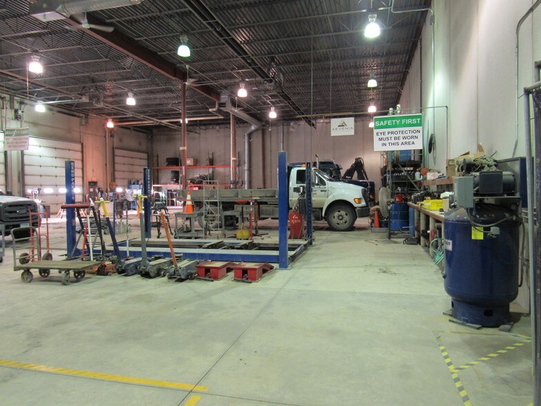 More Photos Of 3030 24th Ave S, Moorhead Light Manufacturing For Lease
