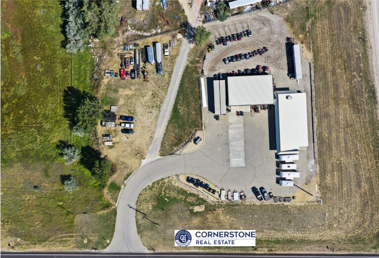 More Photos Of 1121 S Main St, Buffalo Service Station For Sale