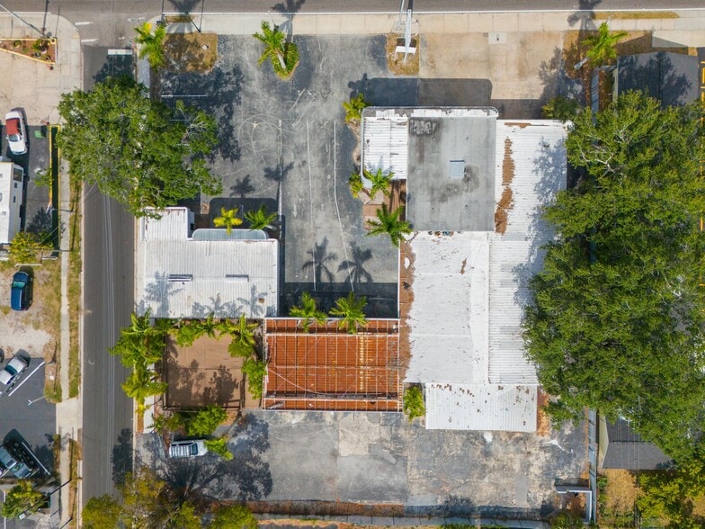 More Photos Of 1505 Tamiami Trl W, Bradenton Freestanding For Lease