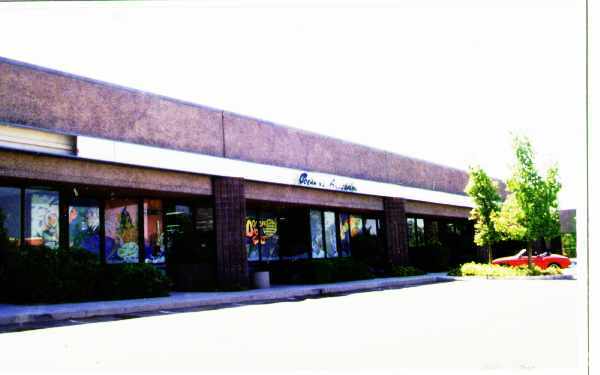 More Photos Of 1301 E University Dr, Tempe Freestanding For Lease