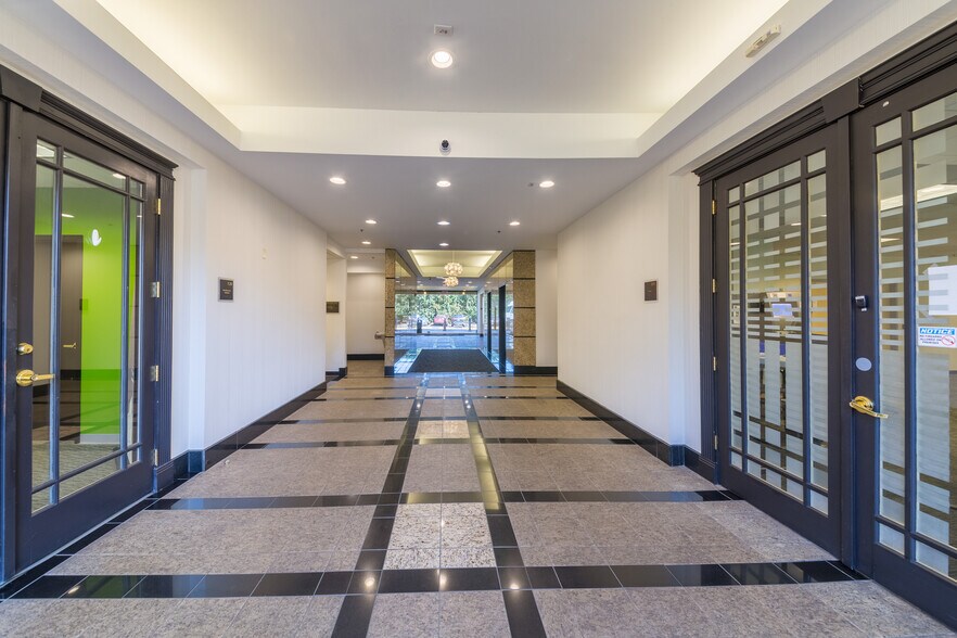 More Photos Of 1945 The Exchange SE, Atlanta Office For Lease