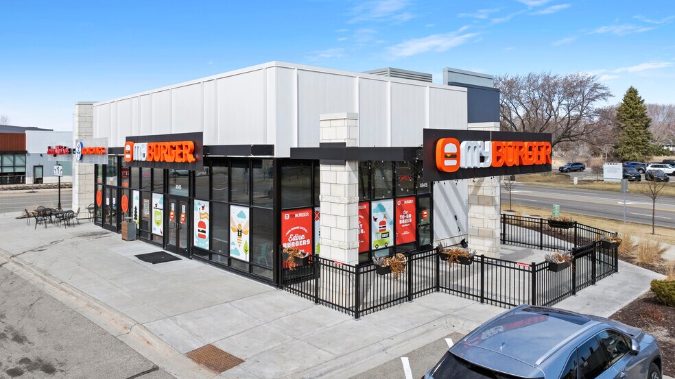 More Photos Of , Edina General Retail For Sale