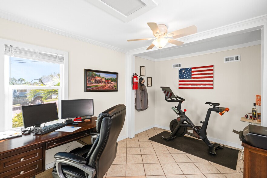More Photos Of 2997 N Us Highway 1, Fort Pierce Light Manufacturing For Lease
