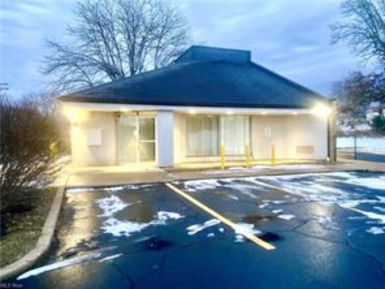 More Photos Of 46635 Y And O Rd, East Liverpool Bank For Sale