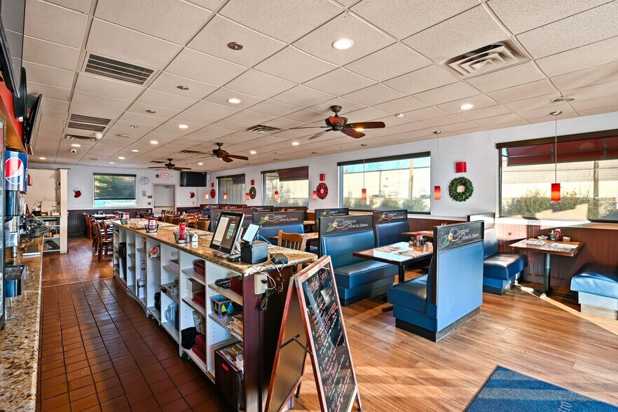 More Photos Of 2578 E Chestnut Ave, Vineland Restaurant For Sale