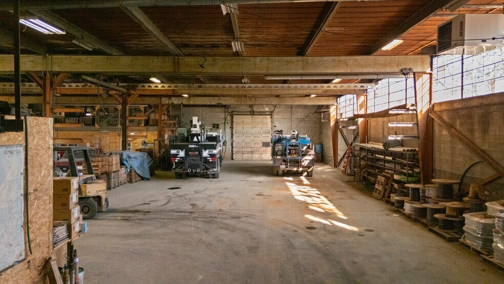 More Photos Of 137 Providence St, Putnam Warehouse For Sale