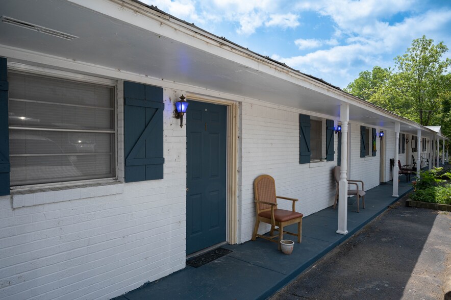 More Photos Of 201 E Main, Heber Springs Hotel For Sale