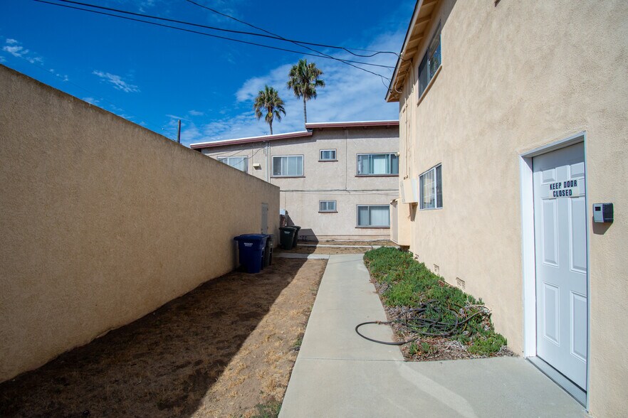 More Photos Of 906 E Imperial Ave, El Segundo Apartments For Sale