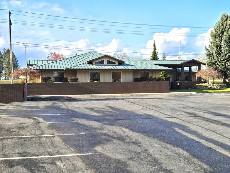 Primary Photo Of 1311 W Northwood Center Ct, Coeur d'Alene Medical For Sale