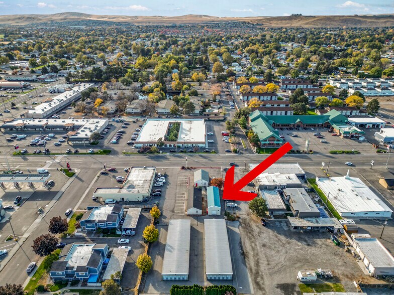 More Photos Of 5428 W Clearwater Ave, Kennewick Storefront Retail Office For Lease