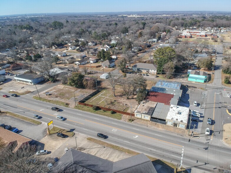 More Photos Of 1907 24th St, Northport Office For Sale