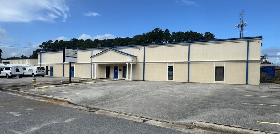 More Photos Of 9-12 Executive Cir, Savannah Industrial For Lease