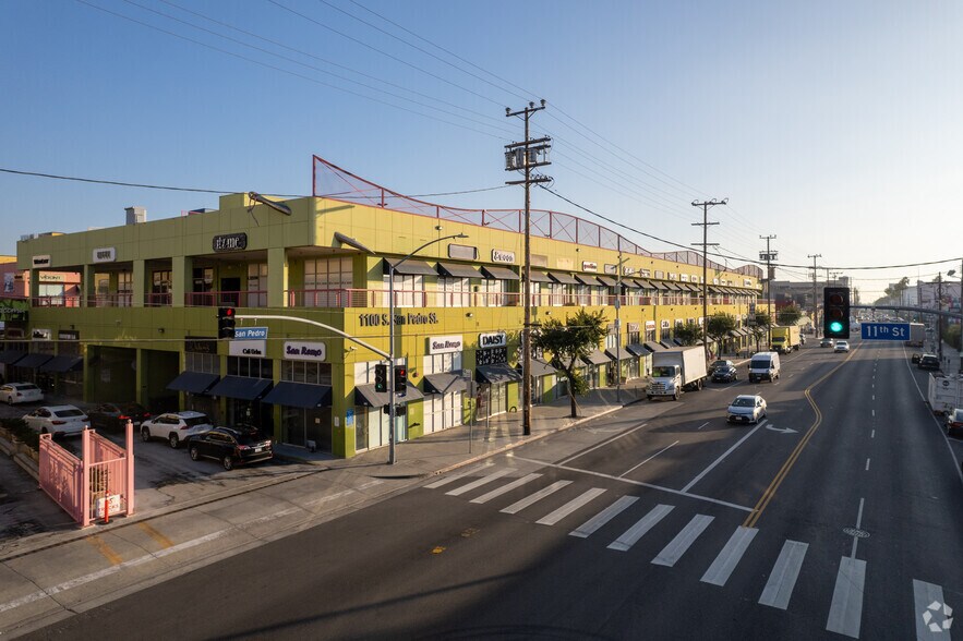 More Photos Of 1100 S San Pedro St, Los Angeles Storefront For Lease