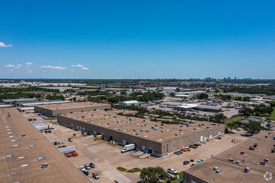 More Photos Of 2025 Royal Ln, Dallas Distribution For Lease