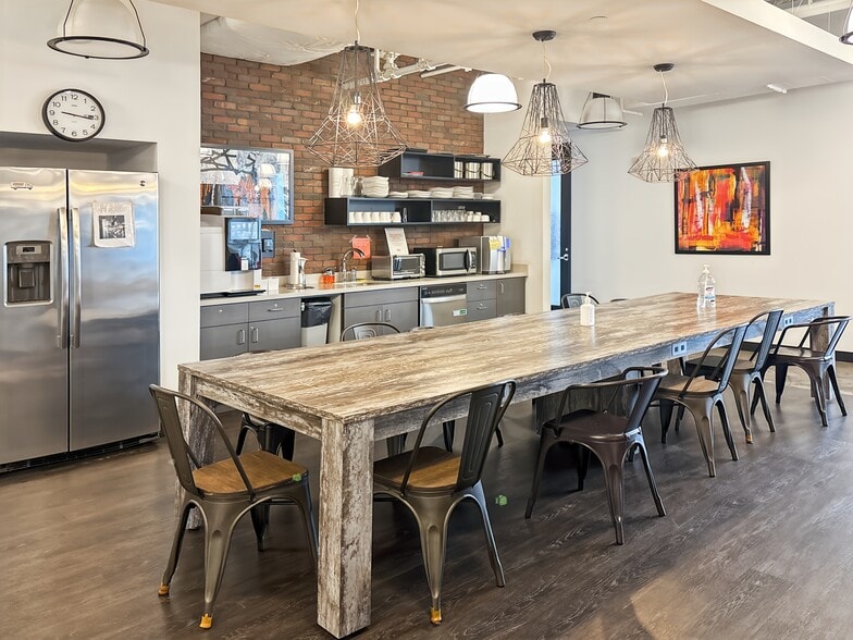 More Photos Of 100 Cambridge St, Boston Coworking Space