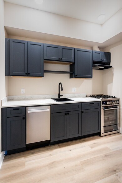 More Photos Of 4535 Commonwealth St, Detroit Apartments For Sale