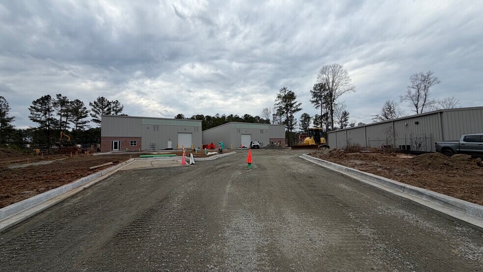 More Photos Of 123 Commerce Creek Way, Moncks Corner Warehouse For Lease