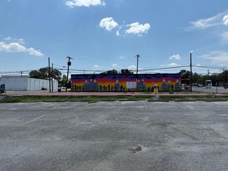 More Photos Of 201 S 2nd St, Copperas Cove Land For Sale