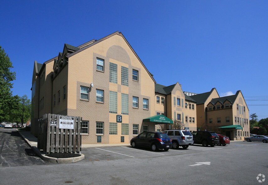 More Photos Of 1212 York Rd, Lutherville Medical For Sale