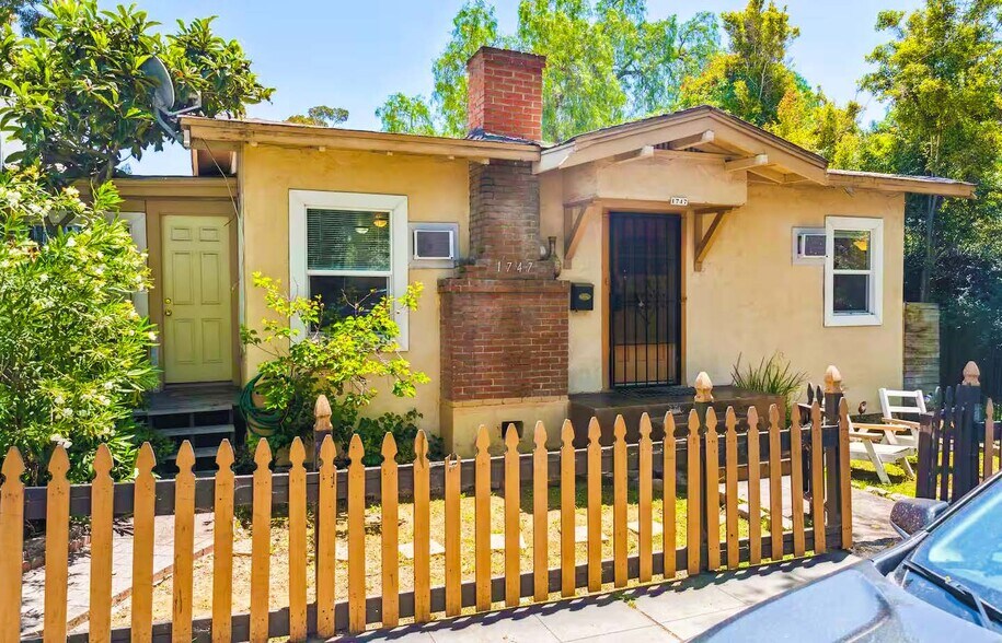 More Photos Of 1747-1749 Fern St, San Diego Apartments For Sale